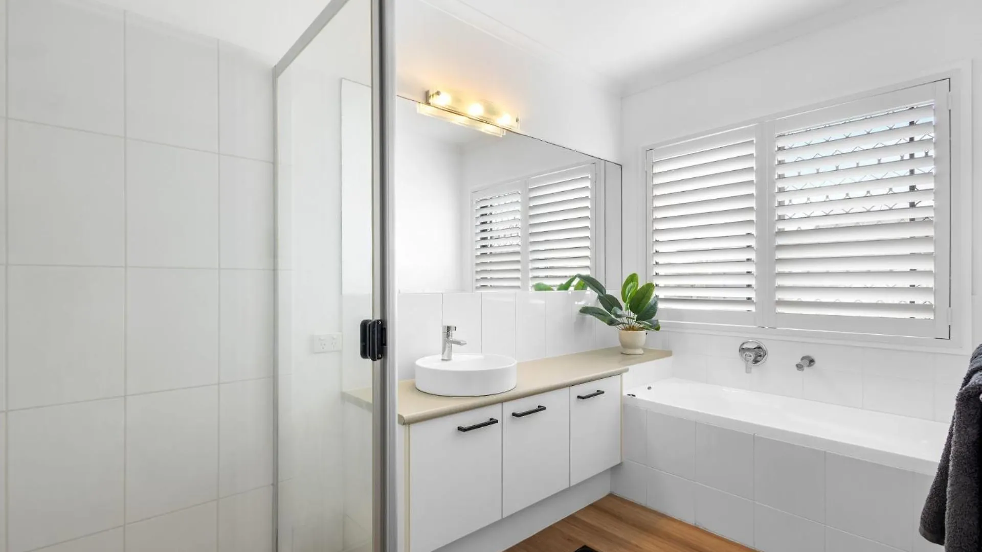 5 Pennant Court Peregian Springs Villa