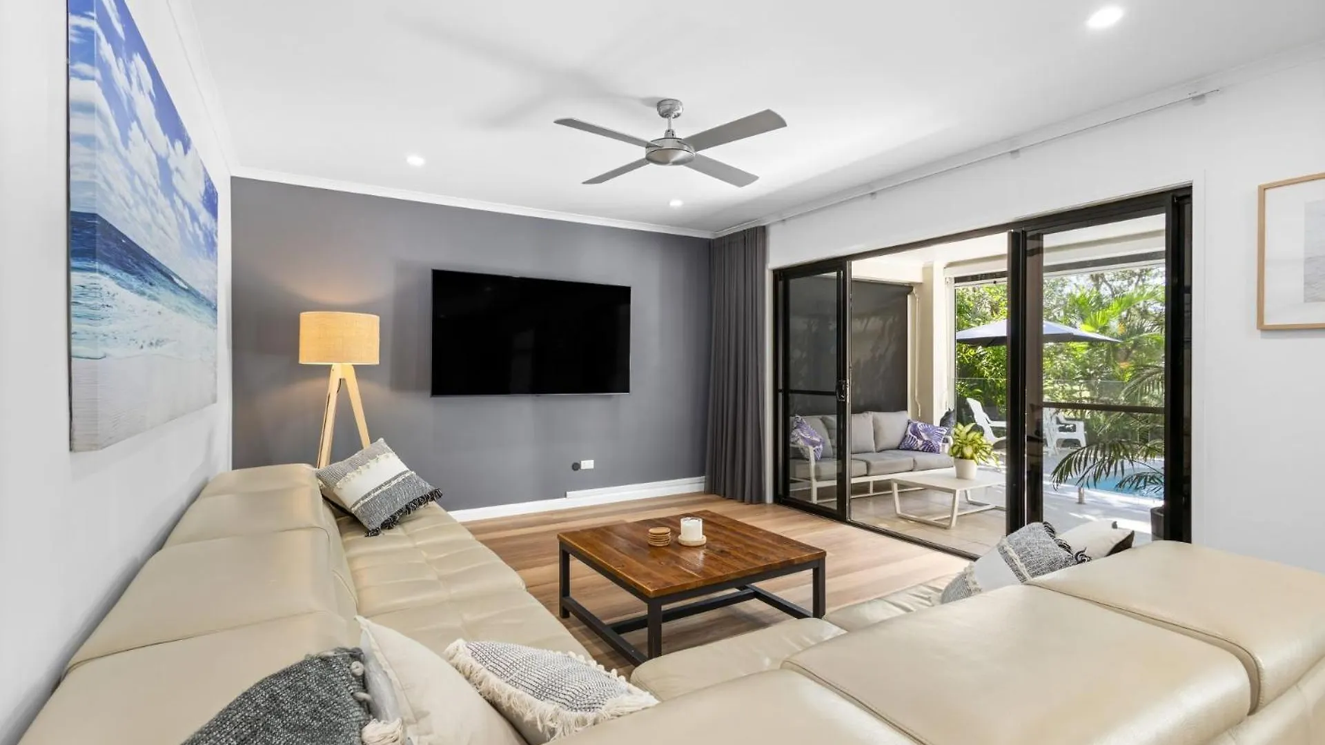 5 Pennant Court Peregian Springs Villa 0*,